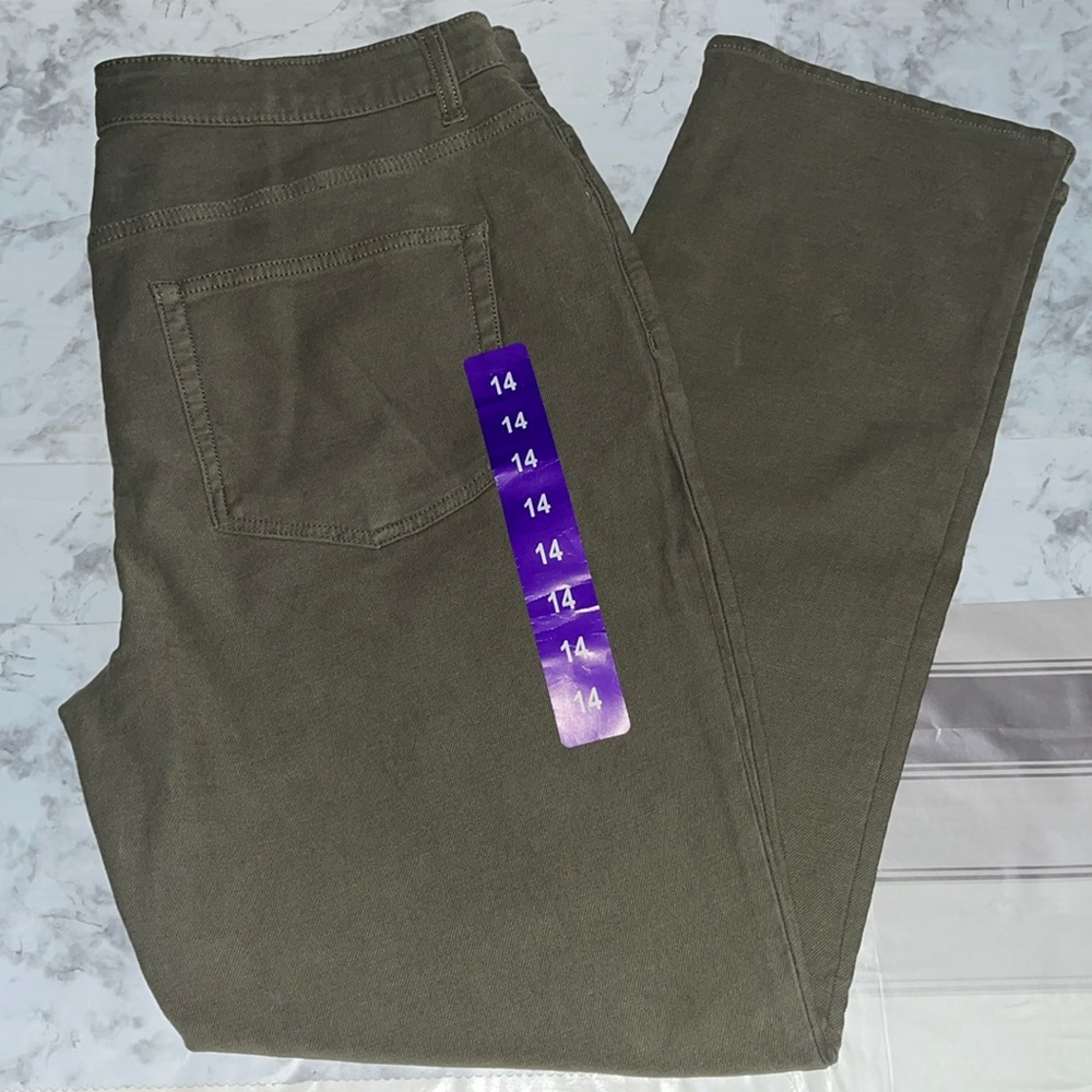 NWT 32 Degrees Cool Women size 14 Comfort Stretch sweat Pant jeans Green $65
